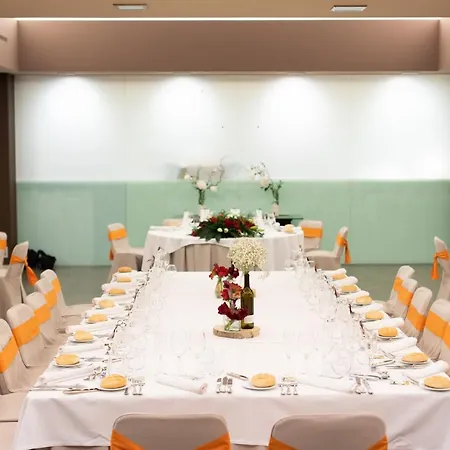 Hospedium Europa Centro ホテル