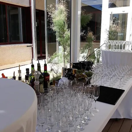 Hospedium Europa Centro ホテル マガス・デ・ピスエルガ