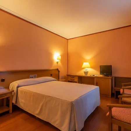 ホテル Hospedium Europa Centro マガス・デ・ピスエルガ