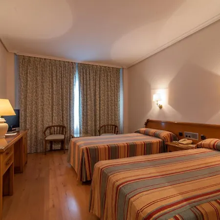Hospedium Europa Centro 4* Magaz De Pisuerga