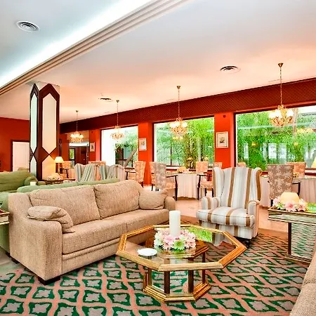 Hospedium Europa Centro מלון