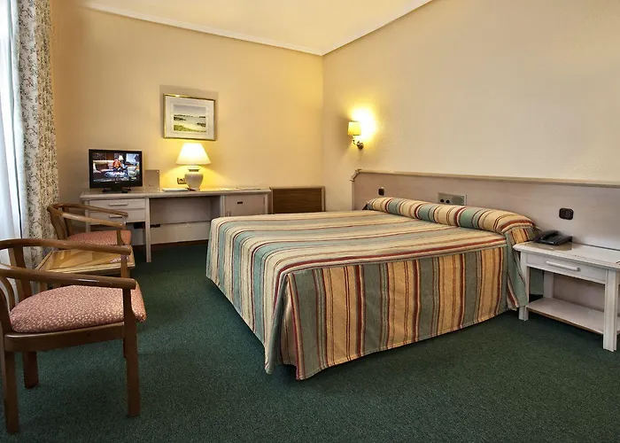 Hospedium Europa Centro Hotel