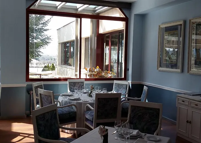 Hospedium Europa Centro 4*