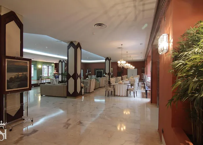 Hospedium Europa Centro Hotel 4*