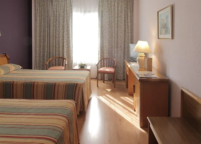 Ξενοδοχείο Hospedium Europa Centro 4*