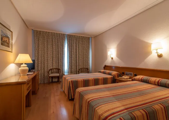 Hospedium Europa Centro 4* Magaz De Pisuerga